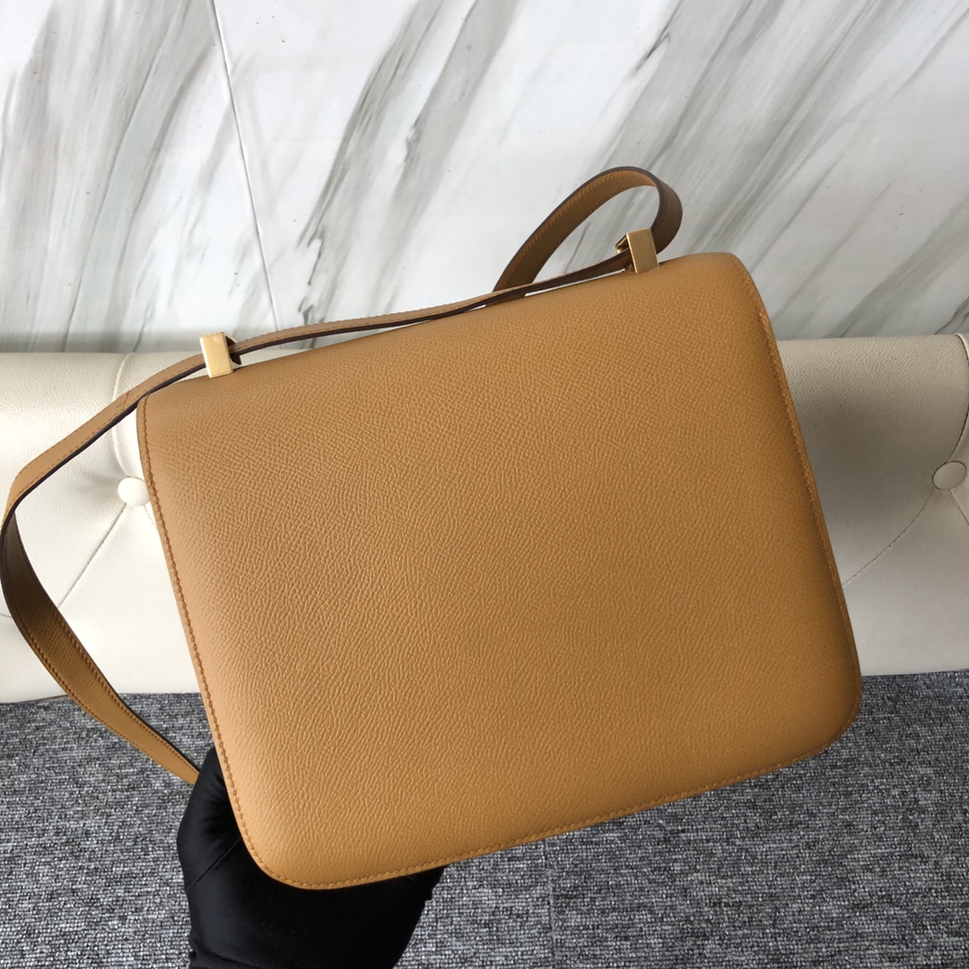 에르메스 콘스탄스24 카멜골드 금장 앱송